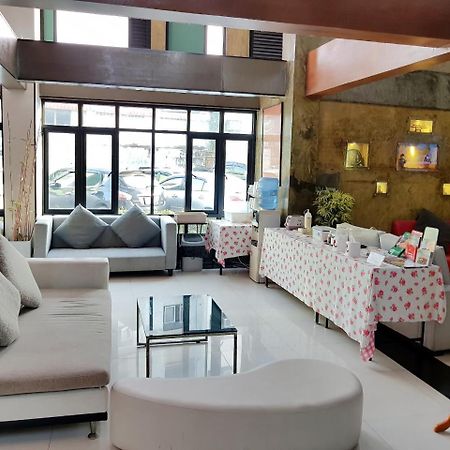 Izen Budget Hotel & Residence Rayong Dış mekan fotoğraf