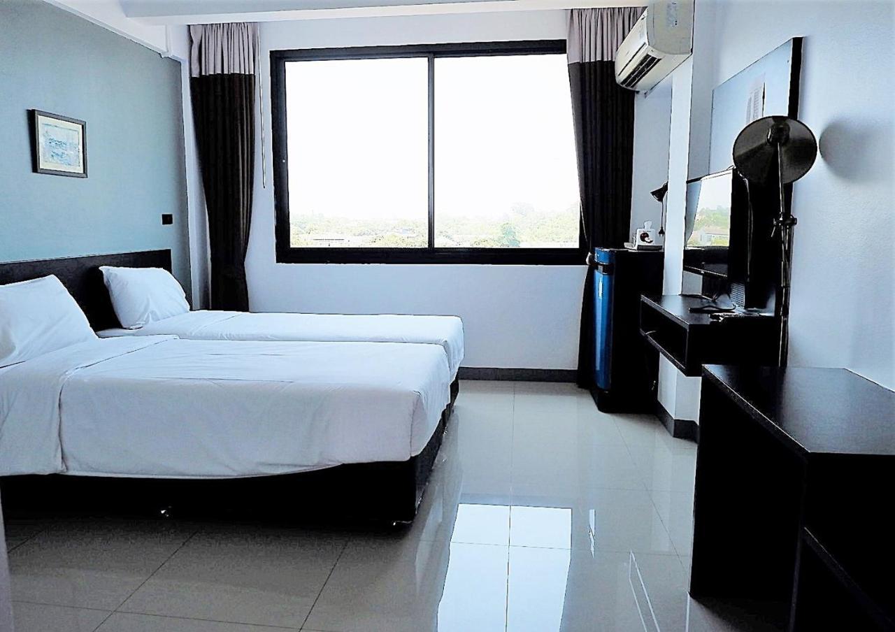 Izen Budget Hotel & Residence Rayong Dış mekan fotoğraf