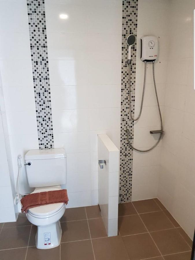 Izen Budget Hotel & Residence Rayong Dış mekan fotoğraf
